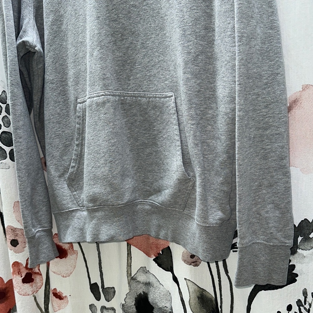 The North Face Men's Gray Hoodie - Picture 7 of 13